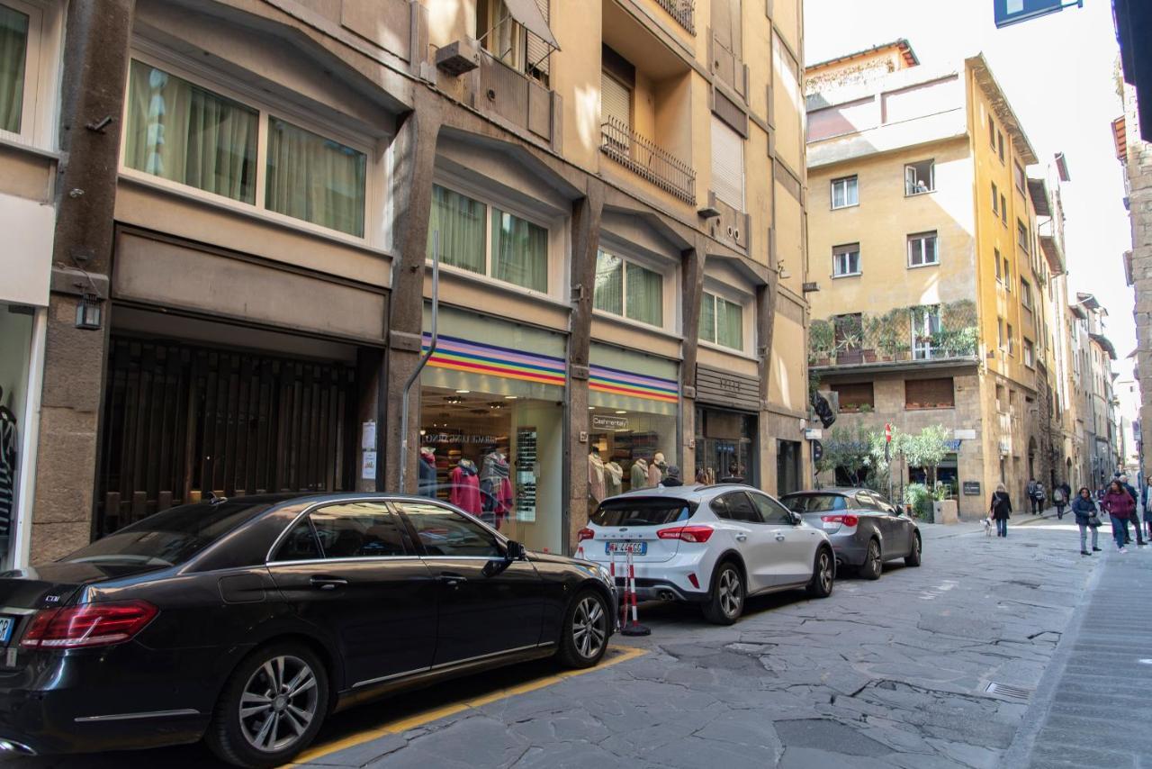 פירנצה Ponte Vecchio Luxury And Stylish Apartment מראה חיצוני תמונה
